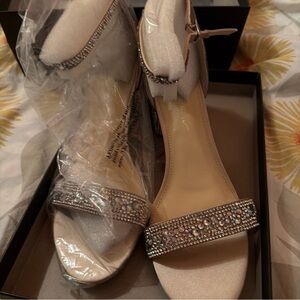Betsey Johnson Silver Rhinestone Heels sb Mari champagne size 10 new in box